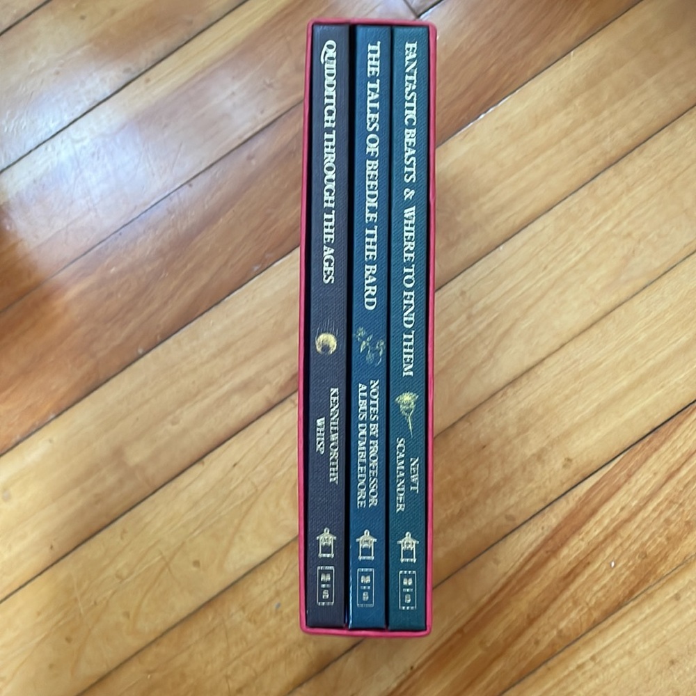 Hogwarts library collectors edition - Picture 2 of 2